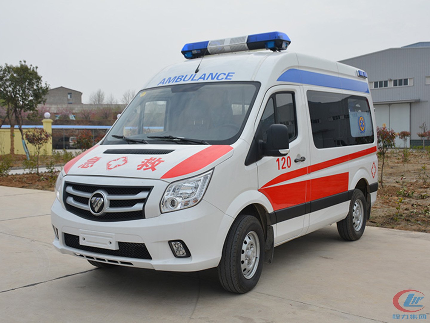 國(guó)六福田圖雅諾救護(hù)車(chē)
