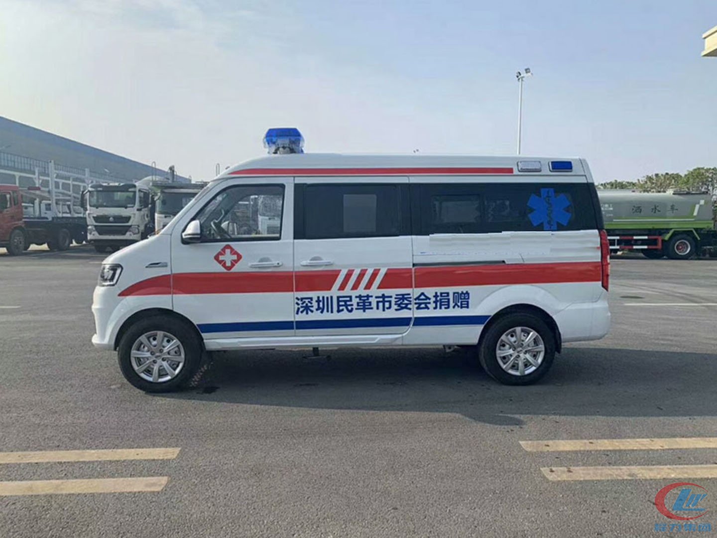國(guó)六金杯新海獅S運(yùn)輸型救護(hù)車