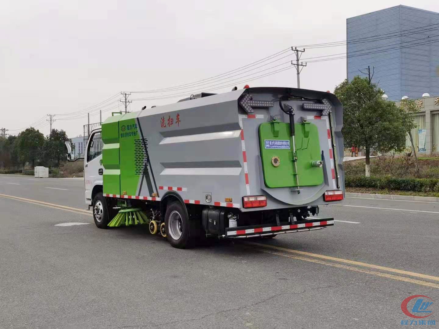 國(guó)六東風(fēng)福瑞卡5方洗掃車