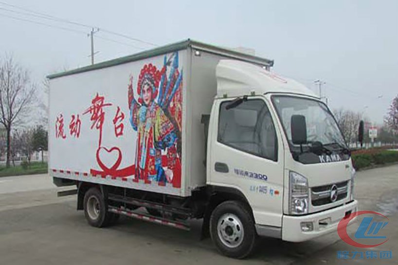 湖北程力凱馬4.2米廂長(zhǎng)舞臺(tái)車側(cè)面圖